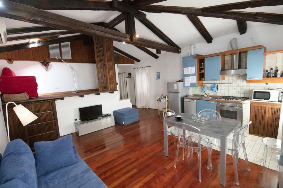 Appartamento Nel Cuore Di Venezia Kültér fotó